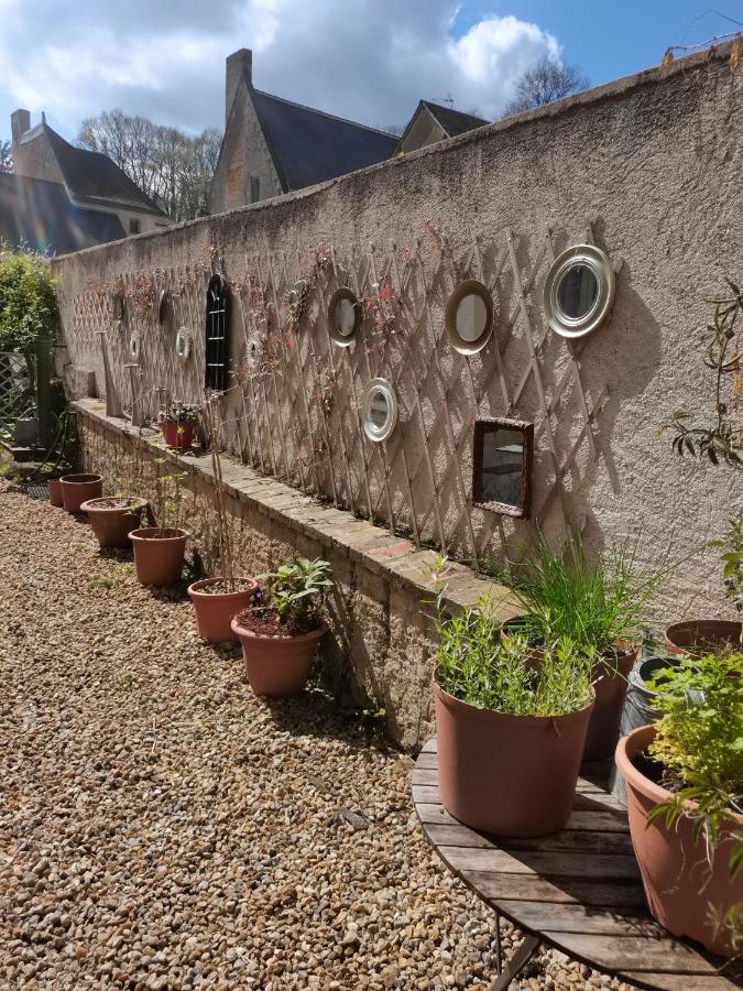 La Chambre De La Mine Bed & Breakfast Villedieu-le-Chateau Exterior photo